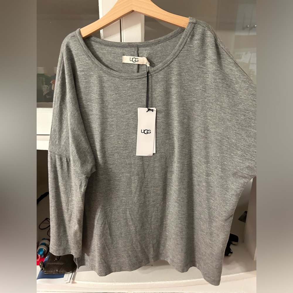 Ugg Super Comfortable Top , - image 1